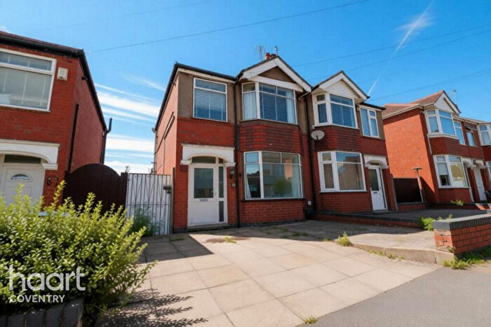 3 Bedroom Semi-Detached House For Sale In Purefoy Road, Coventry, CV3