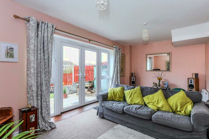 3 Bedroom House To Rent In Eastlang Road, Fillongley, Coventry, CV7