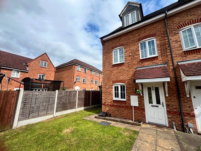 3 Bedroom Property To Rent In Oxford Grove, Birmingham, B37
