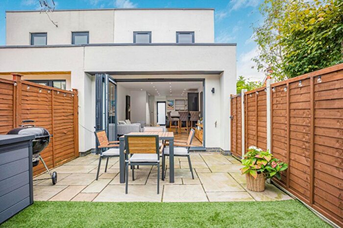 2 Bedroom Semi-Detached House To Rent In Wellesley Road, Cheltenham, Gloucestershire, GL50