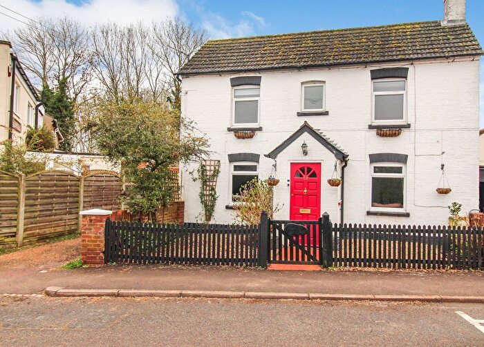 3 Bedroom Detached House For Sale In Keeley Lane, Wootton, MK43