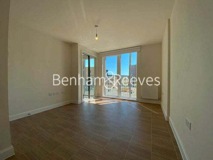 1 Bedroom Flat To Rent In Trumpington Meadows Place, Cambridge, CB2
