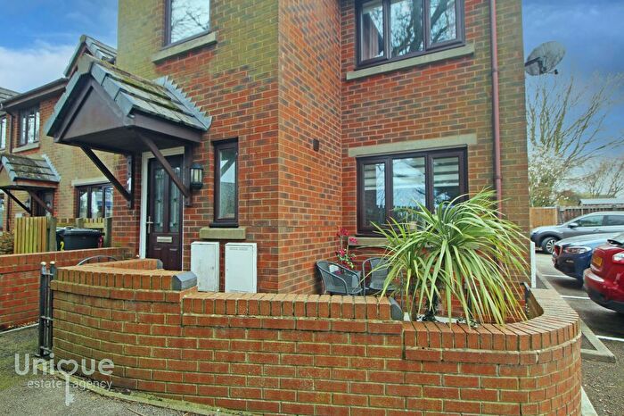 3 Bedroom Mews For Sale In Hill Croft, Kirkham, PR4