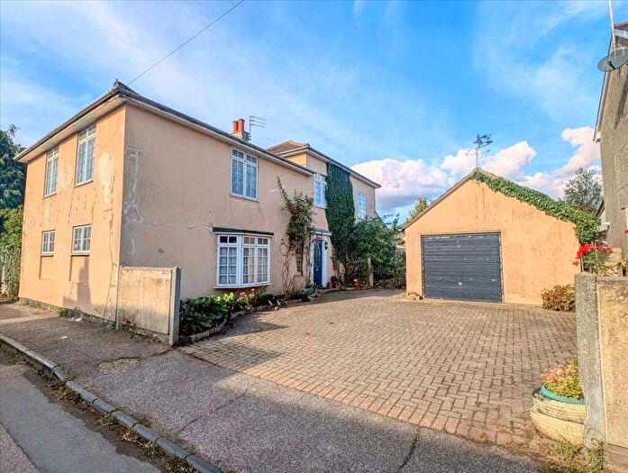 5 Bedroom Detached House For Sale In Sydney Street, Brightlingsea, CO7