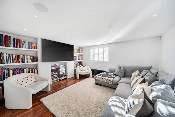 3 Bedroom House To Rent In Harrow Road, Kensal Rise, London, NW10