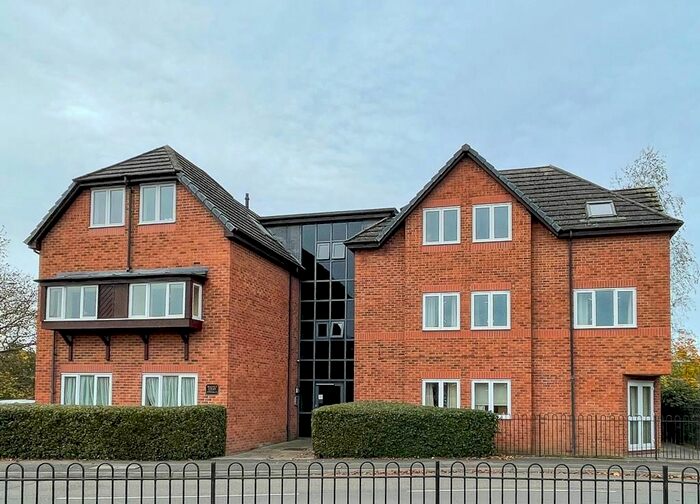 2 Bedroom Flat To Rent In Montgomery Road, Whitnash, Leamington Spa, CV31