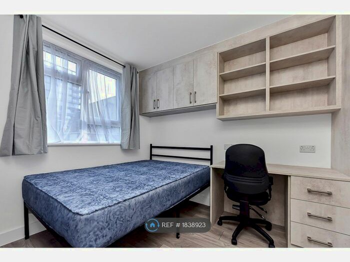 4 Bedroom Flat To Rent In Bermondsey, London, SE16