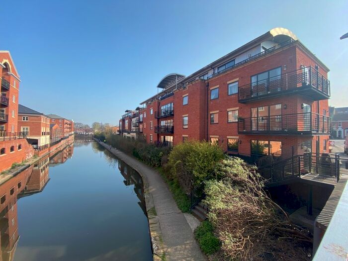 2 Bedroom Flat To Rent In Bath Road, Worcester, WR5