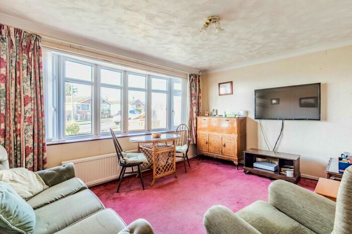 2 Bedroom Detached Bungalow For Sale In Weston Rise, Caister-On-Sea, NR30