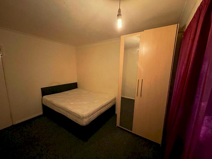 1 Bedroom Flat To Rent In Moreton Road Luton, Luton, LU2