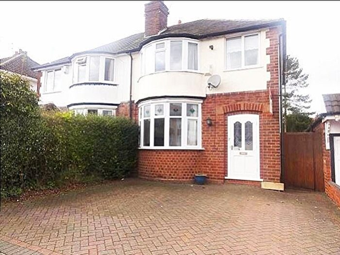 3 Bedroom Semi-Detached House To Rent In Fairview Road, Penn, Wolverhampton, WV4