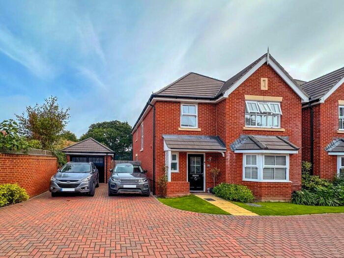 4 Bedroom Detached House To Rent In Marryat Way, Bransgore, Christchurch, BH23