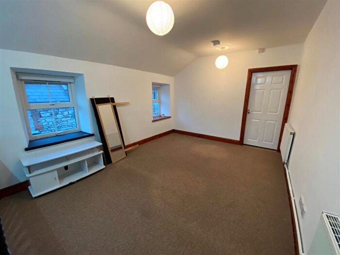 1 Bedroom Flat To Rent In High Street, Barry, CF62