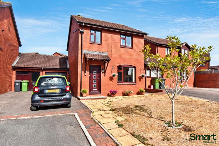 3 Bedroom Detached House For Sale In Ilex Close, Exeter, EX4