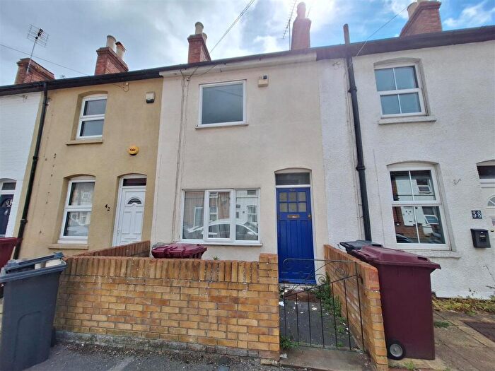 2 Bedroom Terraced House To Rent In York Road, RG1