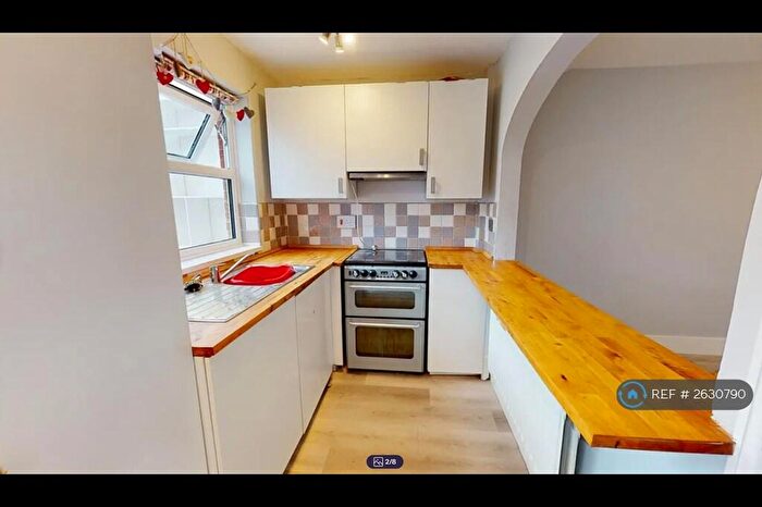 2 Bedroom Terraced House To Rent In Hadland Road, Abingdon, OX14