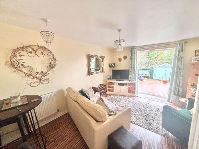 2 Bedroom Terraced House For Sale In Marcroft Road, Port Tennant, Swansea, SA1