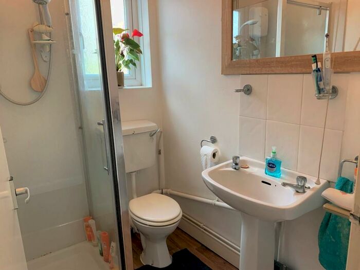 1 Bedroom Flat To Rent In Broomfield Road, Earlsdon, Coventry, CV5