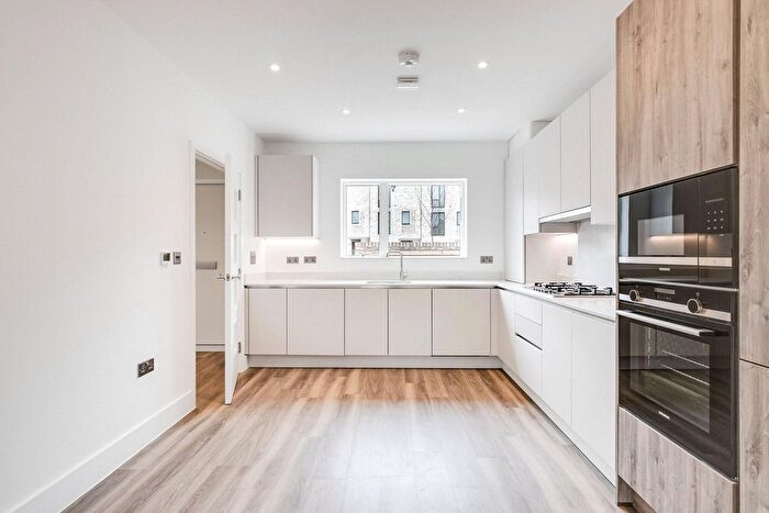 3 Bedroom Terraced House For Sale In Torus Way, Childs Hill, London, NW2