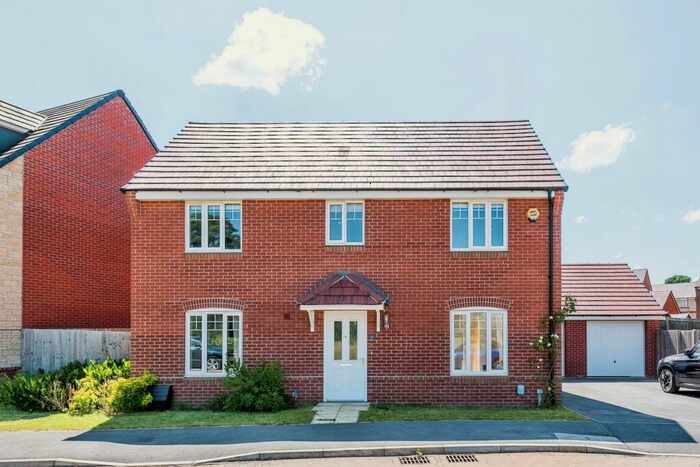 4 Bedroom Detached House To Rent In King Street, Abingdon, OX14