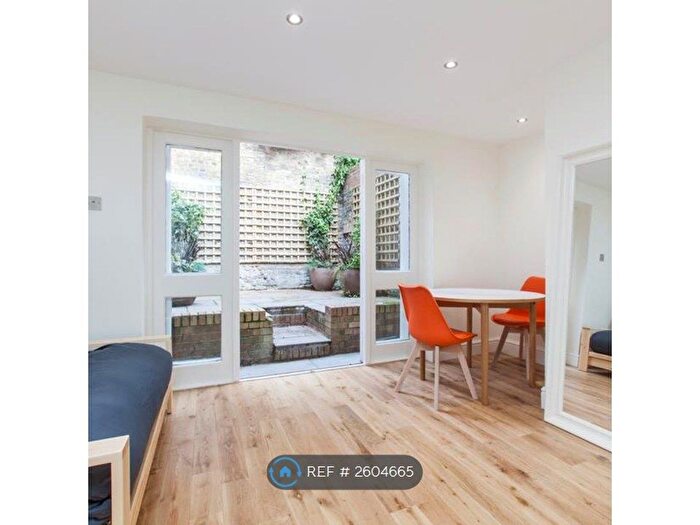 Studio To Rent In Well Street, London, E9