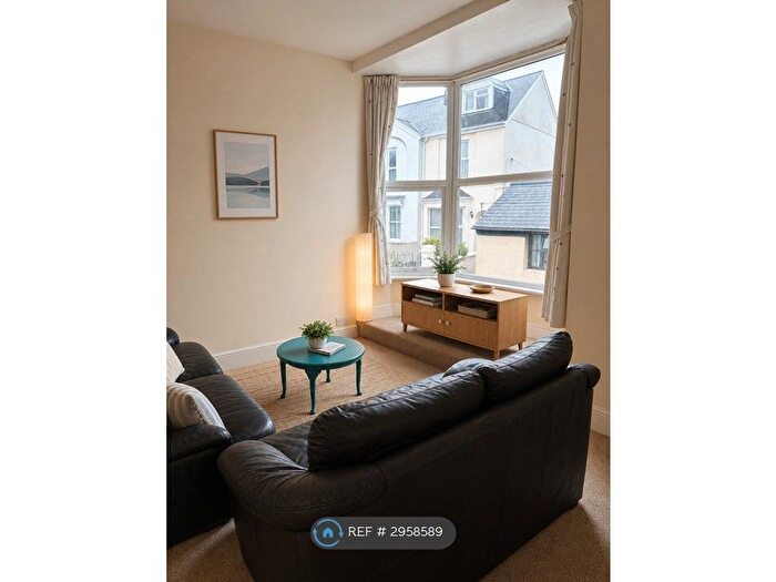 1 Bedroom Flat To Rent In Honestone St, Bideford, EX39