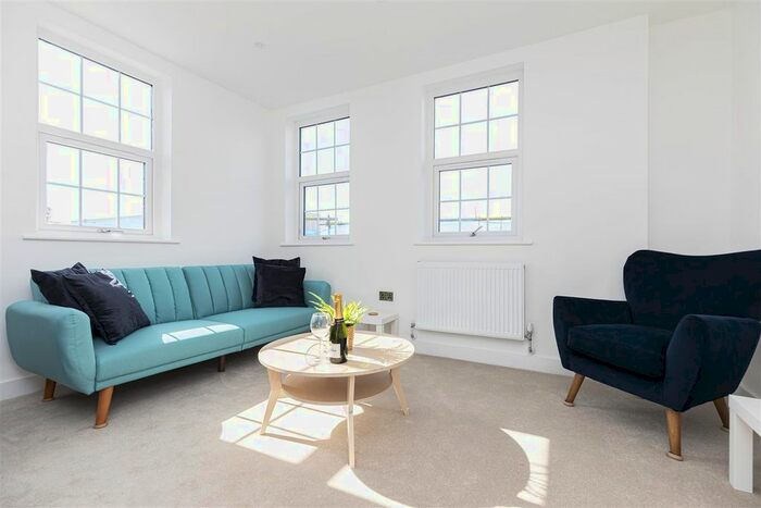 1 Bedroom Flat To Rent In Christchurch Road, Boscombe, Bournemouth, BH7