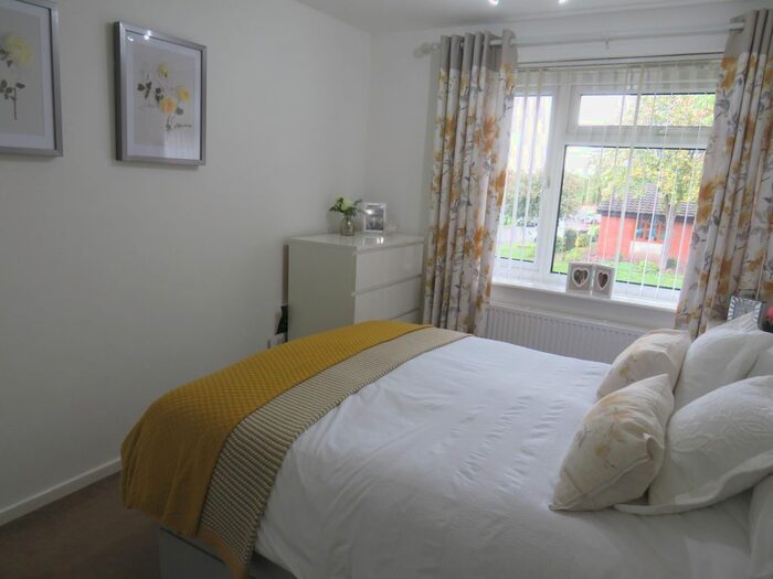1 Bedroom Flat To Rent In Springfield Avenue, Helsby, Frodsham, WA6