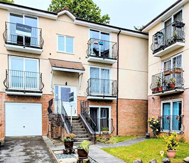 1 Bedroom Flat For Sale In St. Judes, Plymouth, PL4
