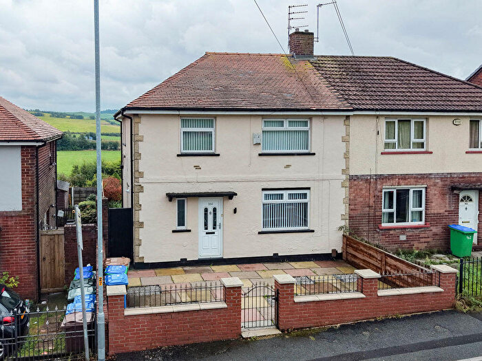 3 Bedroom Semi-Detached House For Sale In Hill Top Drive, Rochdale, OL11