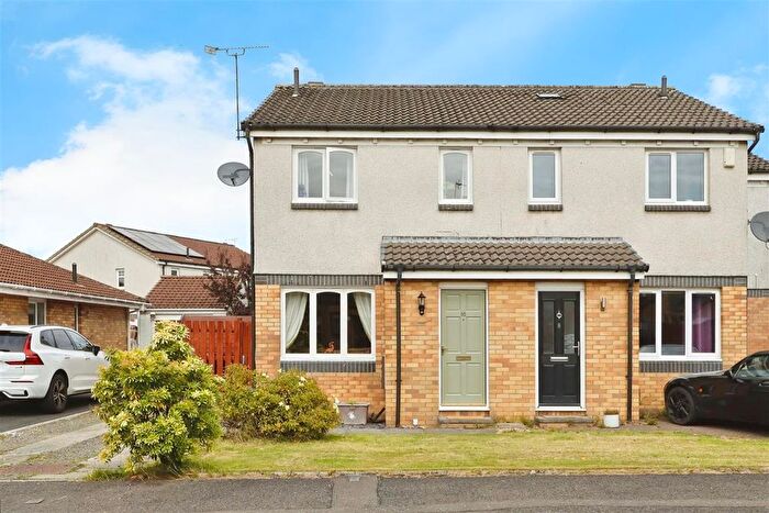 2 Bedroom Semi-Detached House For Sale In Claymore Drive, Stirling, FK7