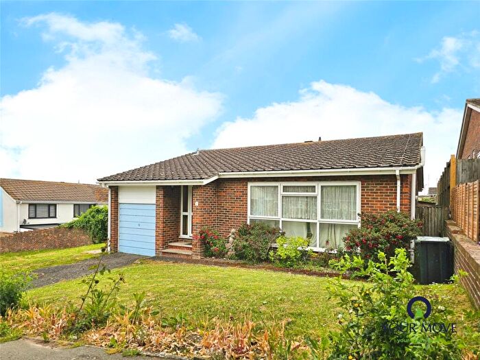 3 Bedroom Bungalow For Sale In Colburn Road, Broadstairs, Kent, CT10
