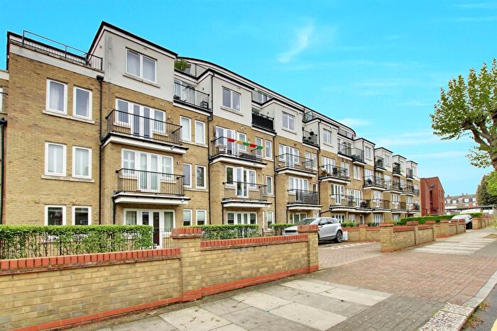 1 Bedroom Flat To Rent In Malvern Road, Queens Park, NW6