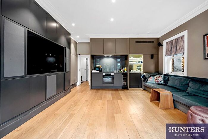 1 Bedroom Flat For Sale In Maida Vale, London, W9