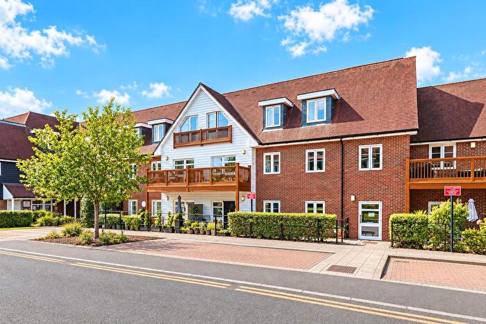 2 Bedroom Flat For Sale In Fitznell Court, Pond Hill Gardens, Cheam Village, SM3