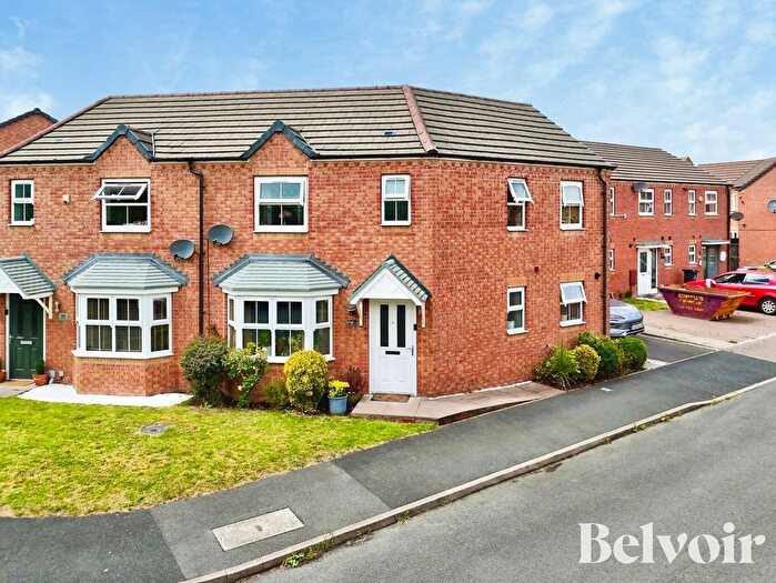 3 Bedroom Semi Detached House For Sale In Yorkshire Grove, Birchills, Walsall, WS2