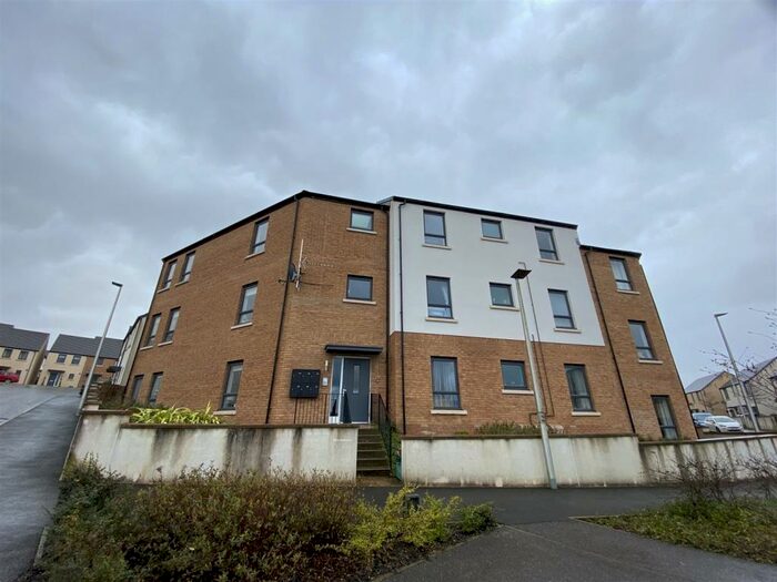 1 Bedroom Flat To Rent In Stock Park, Okehampton, EX20