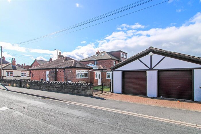 3 Bedroom Detached Bungalow For Sale In Westfield Road, Horbury, Wakefield, WF4
