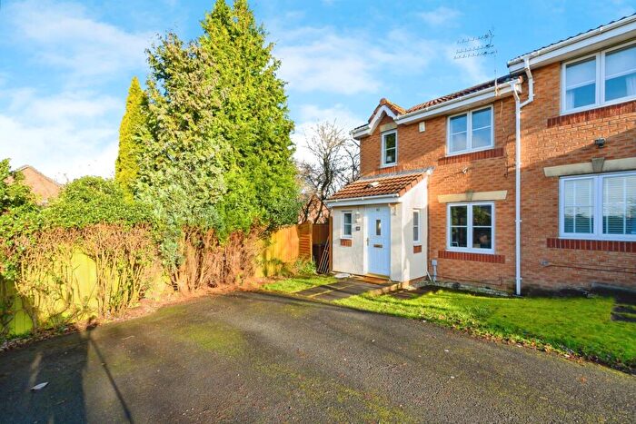 3 Bedroom Semi Detached House For Sale In St. Johns Road, Worsley, Manchester, Greater Manchester, M28