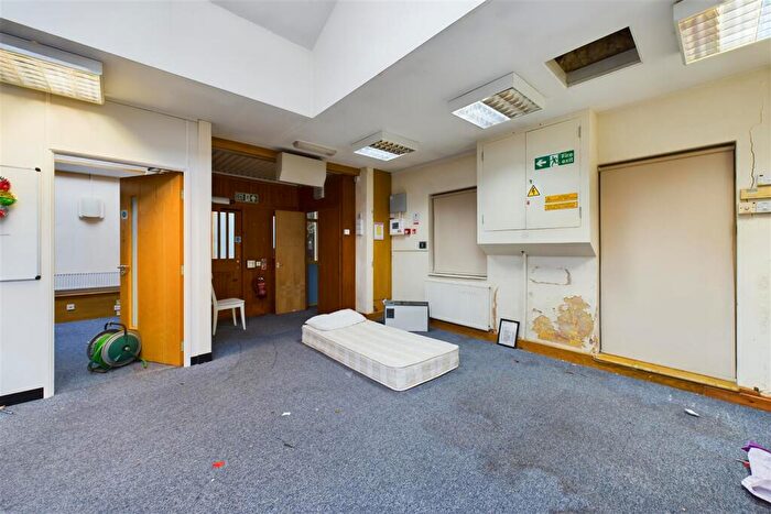 3 Bedroom Detached House For Sale In Detached | Brislington, BS14