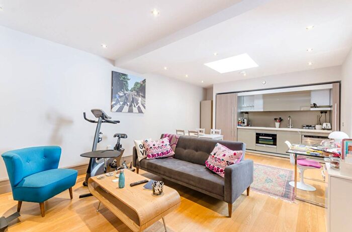 1 Bedroom Flat For Sale In Dorset Square, Marylebone, London, NW1