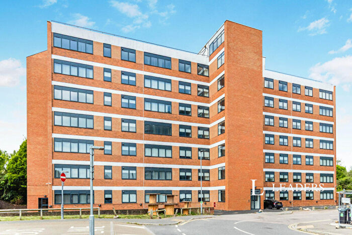 1 Bedroom Apartment To Rent In Roebuck House, Cosham, PO6