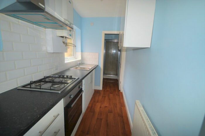 1 Bedroom Flat To Rent In Peel Street, ST5