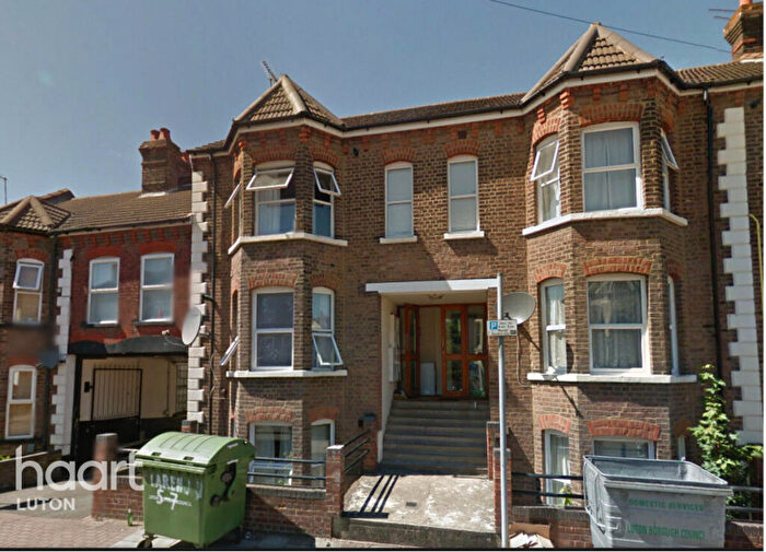 1 Bedroom Flat To Rent In Clarendon Road, Luton, LU2