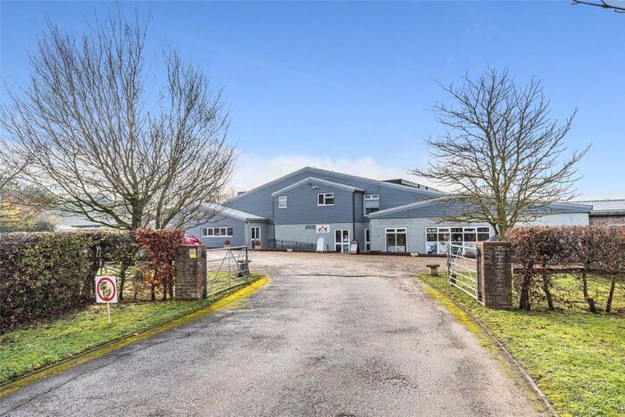 2 Bedroom Flat For Sale In Lower Road, Garsington, Oxford, Oxfordshire, OX44