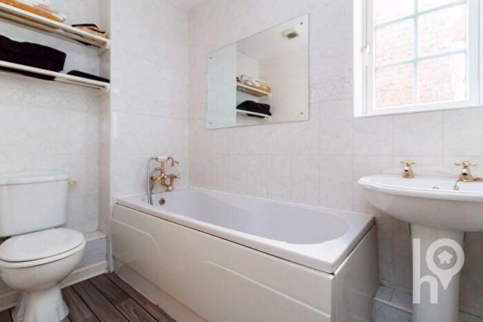 4 Bedroom Detached House For Sale In Buckthorne Road, Minster On Sea, ME12