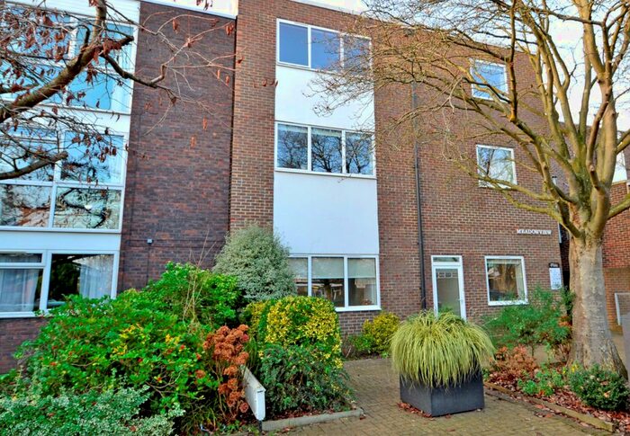 2 Bedroom Flat To Rent In Ashburnham Road, Ham, Richmond, TW10