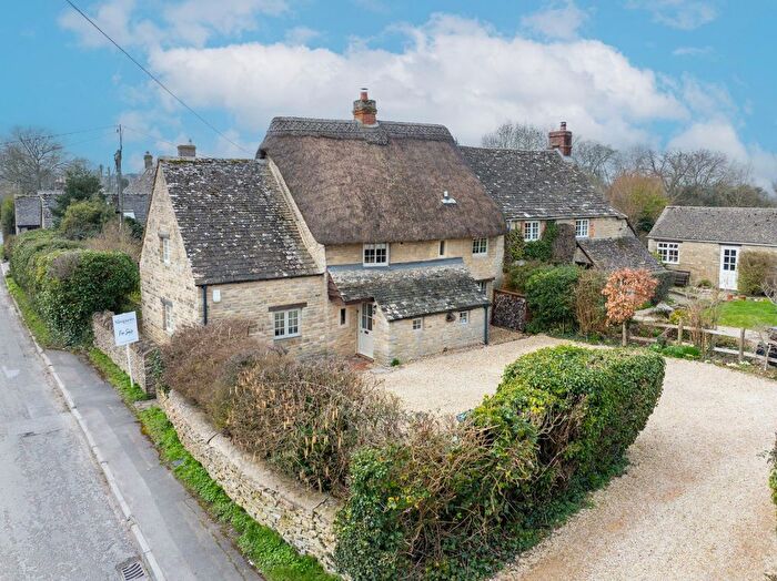 3 Bedroom Semi-detached House For Sale In Ivy Cottage, North Leigh, Witney, OX29