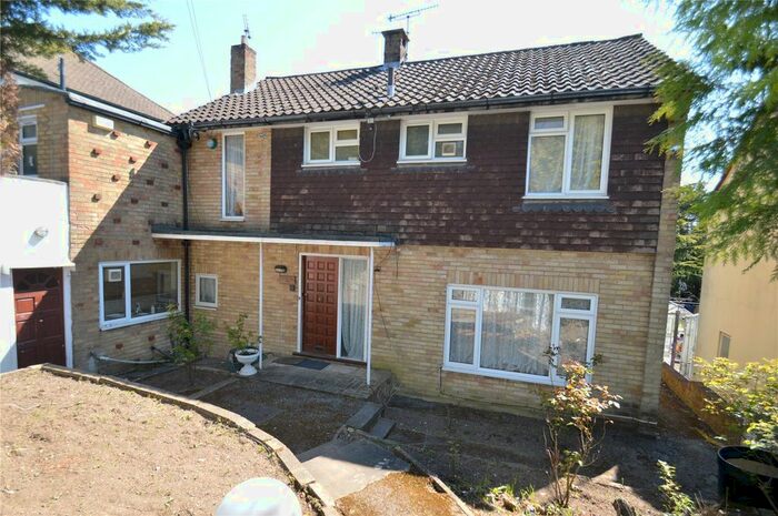 4 Bedroom Detached House To Rent In Pampisford Road, Purley, CR8