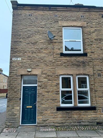 2 Bedroom End Of Terrace House For Sale In Rupert Street, Keighley, BD21